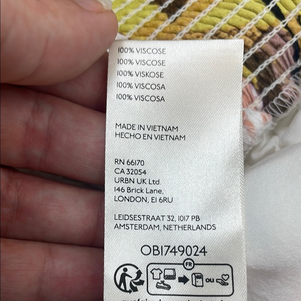 Anthropologie x Pia Binazzi Maeve
Graphic Floral Wide-Leg Pants - Picture 8 of 9